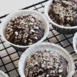 ByWarberg - Rugbrødsmuffins med store chokoladestykker